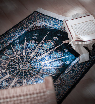 Beautiful muslims prayer mat